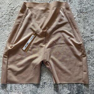 SKIMS Sheer Sculpt Low Back Shorts in Clay, Size S